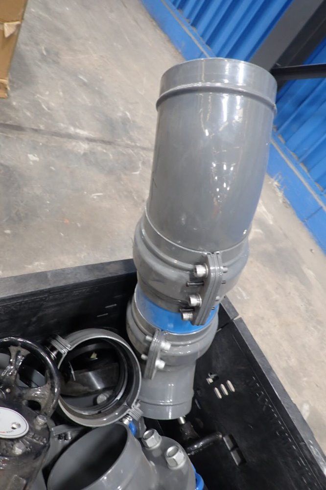 Airpipe Assorted Pipes,couplings And Valves