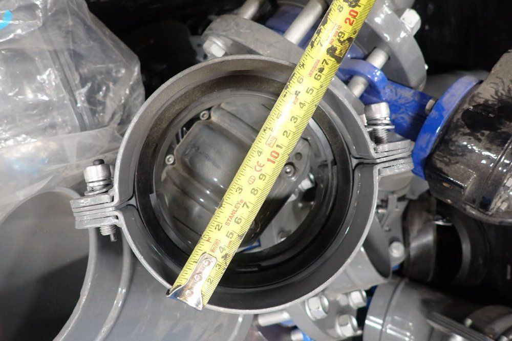 Airpipe Assorted Pipes,couplings And Valves