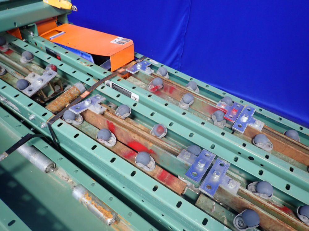 Roach 8" Width Powered Conveyors