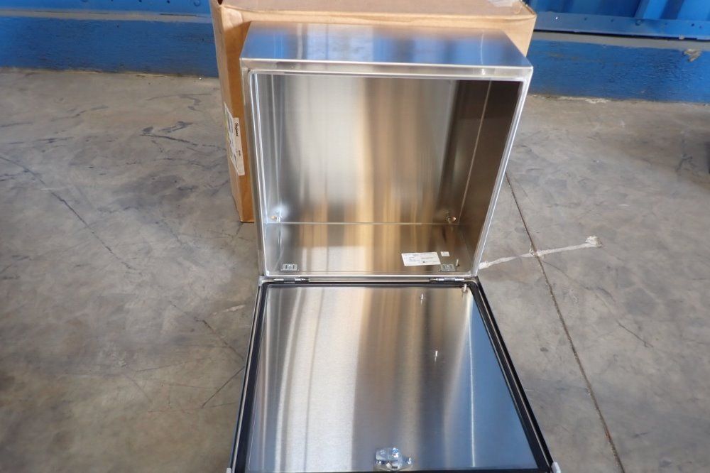 Hoffman 20x19x8 Concept Wall-mount Enclosure - Csd20208