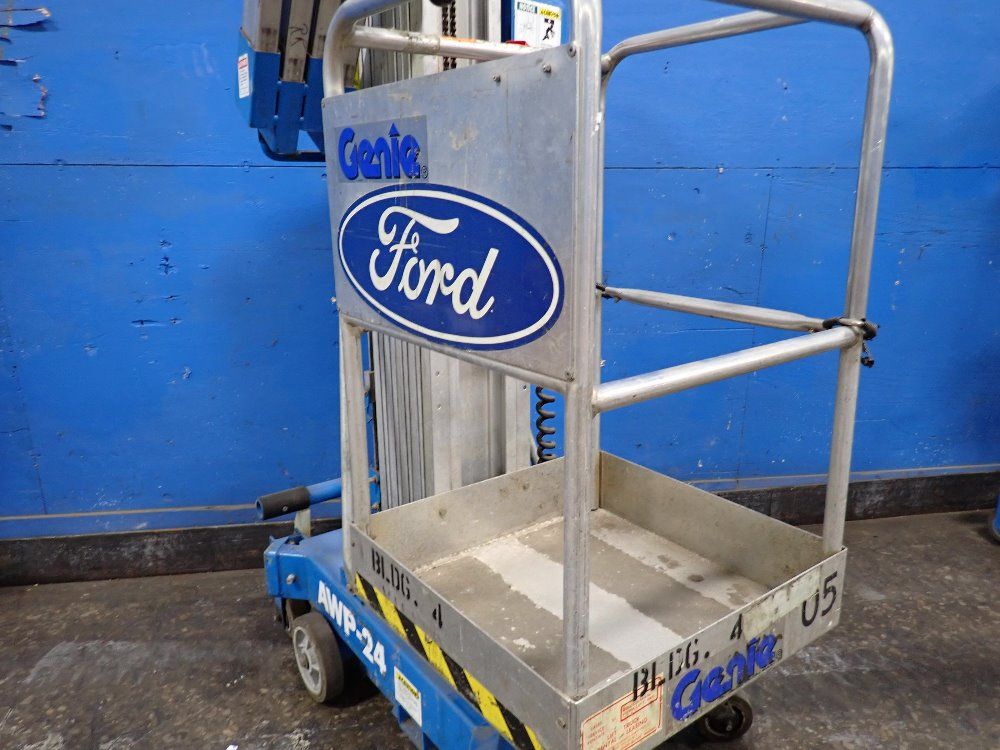 Genie 300 Lbs Lift - Awp-24