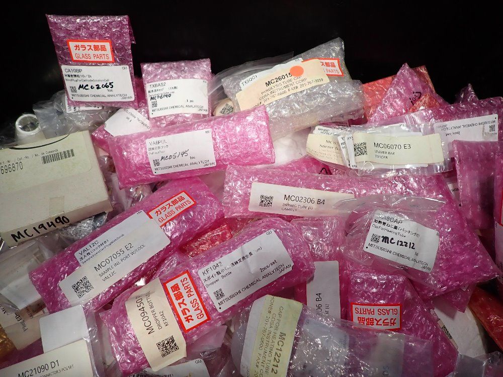 Mitsubishi Chemical Assorted Small Parts