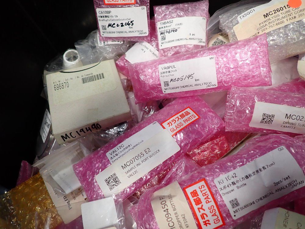 Mitsubishi Chemical Assorted Small Parts