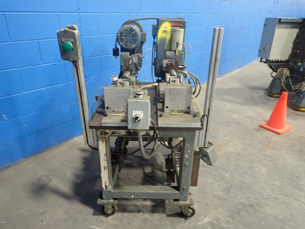 Hypneumat Inc Drilling & Tapping Machine