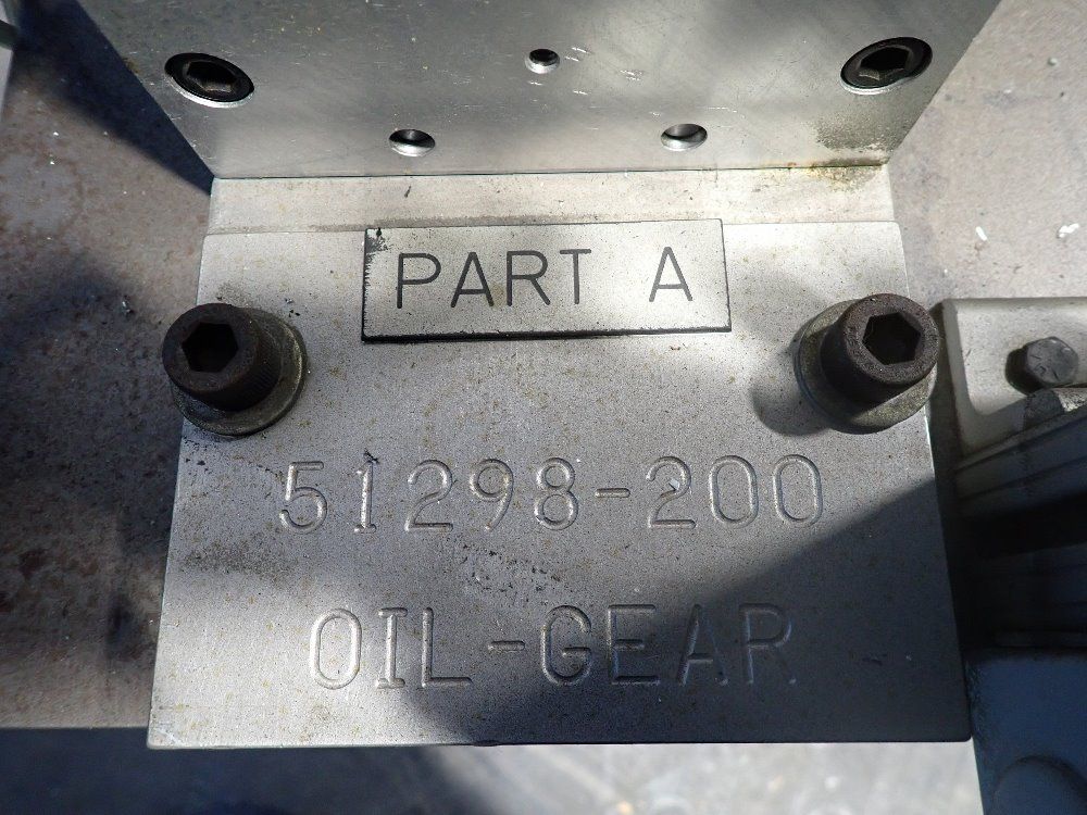 Hypneumat Inc Drilling & Tapping Machine