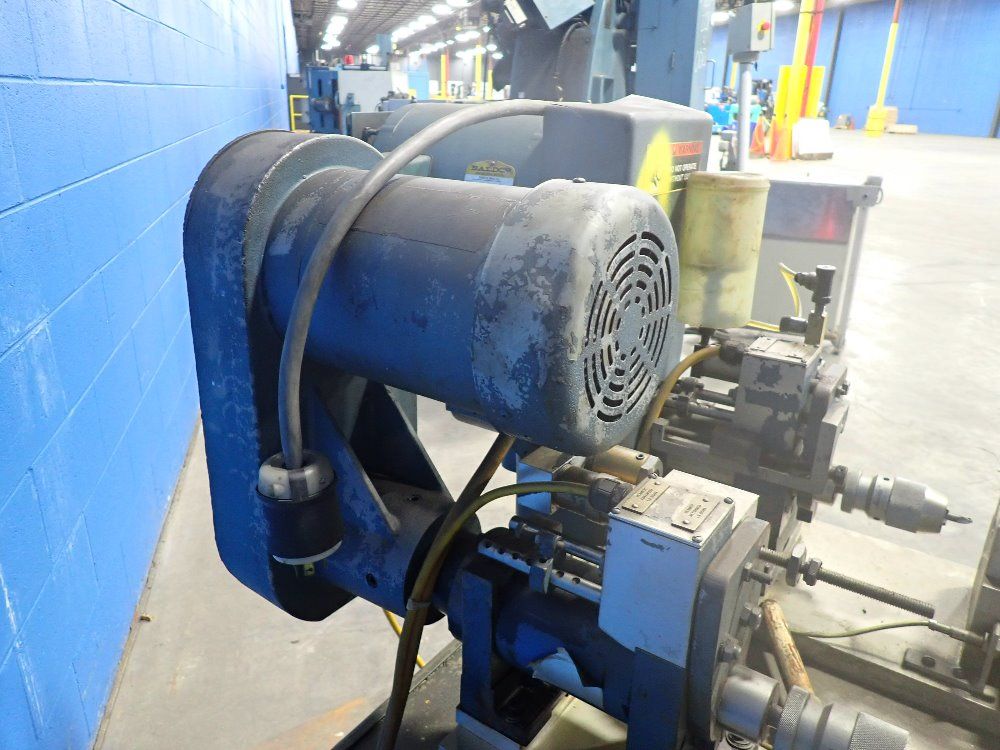 Hypneumat Inc Drilling & Tapping Machine