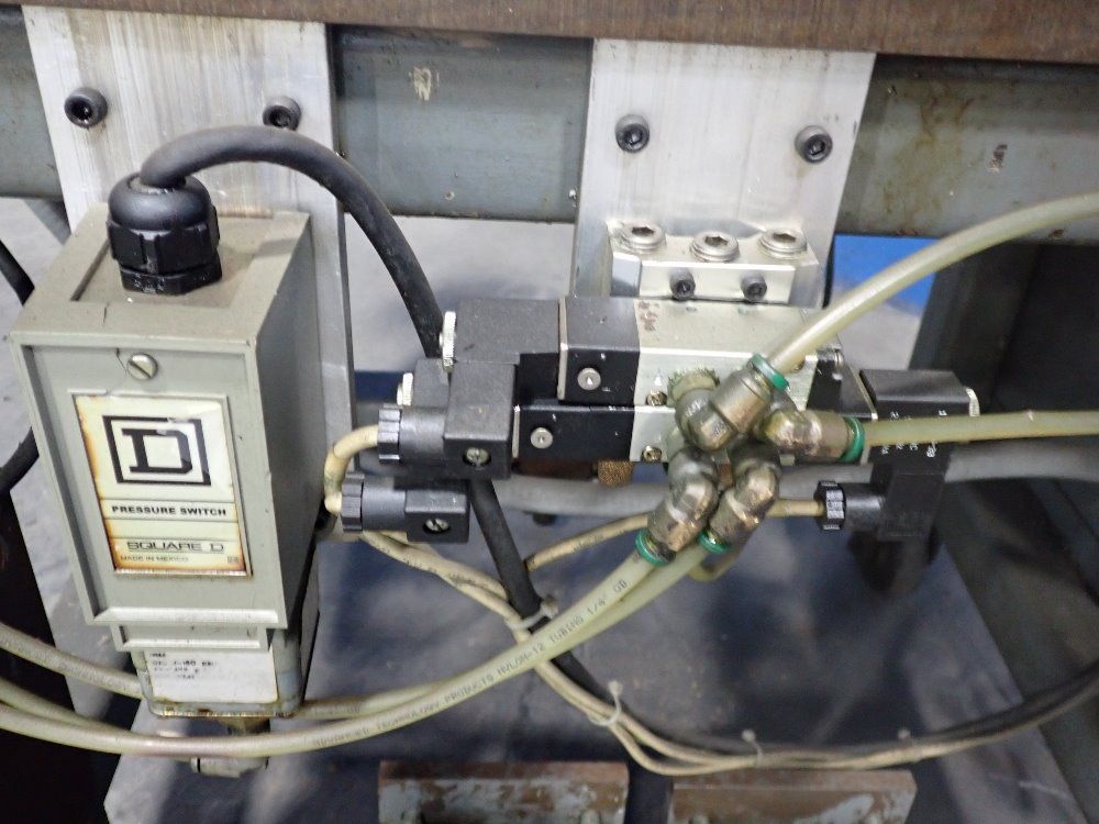 Hypneumat Inc Drilling & Tapping Machine