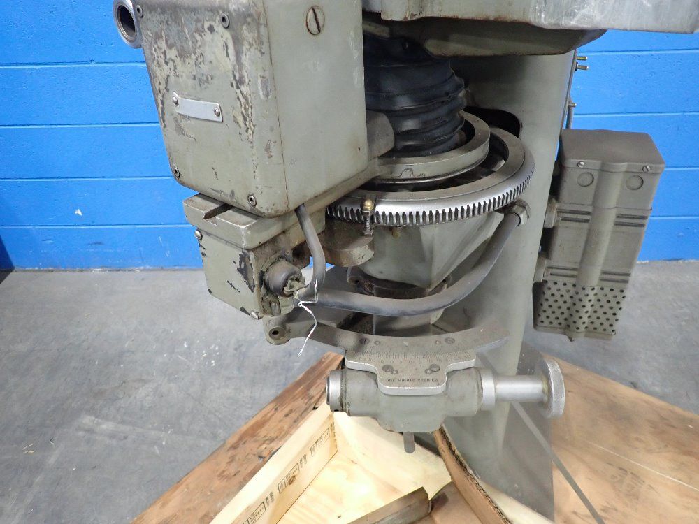 Jl Comparator  Measuring Machine