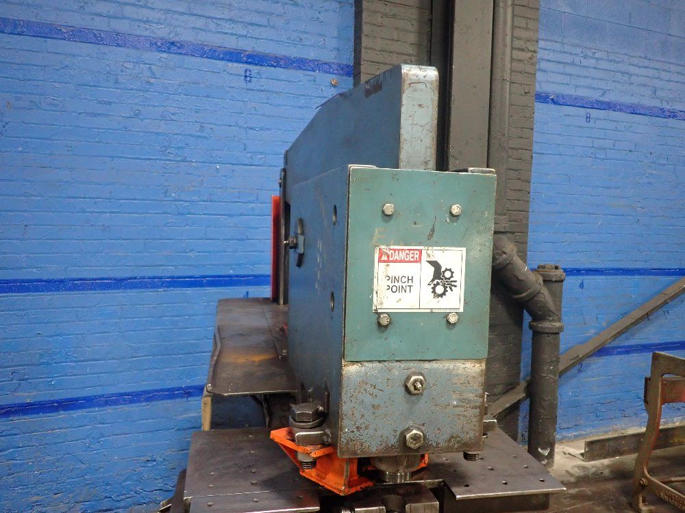 Scotchman Est 70 Ton. Ironworker