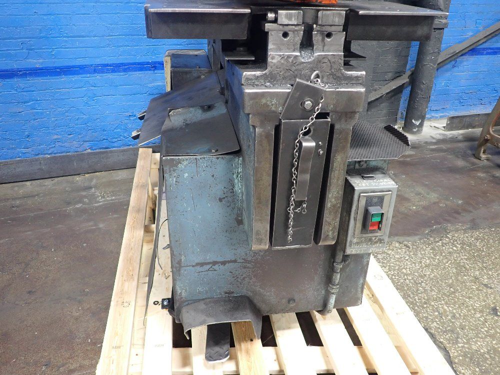 Scotchman Est 70 Ton. Ironworker