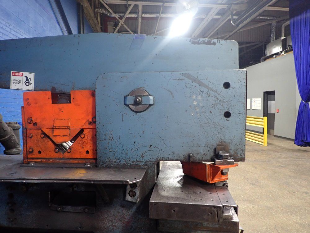 Scotchman Est 70 Ton. Ironworker