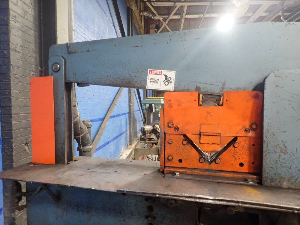 Scotchman Est 70 Ton. Ironworker