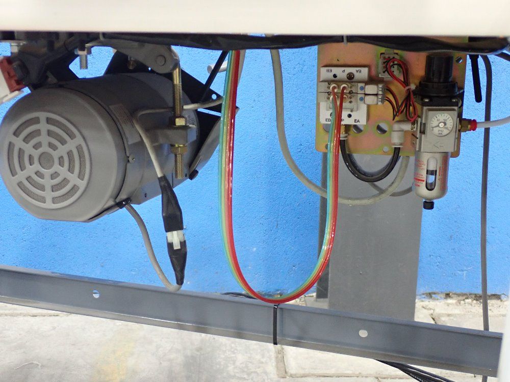 Mitsubishi Sewing Machine - Plk-eo504