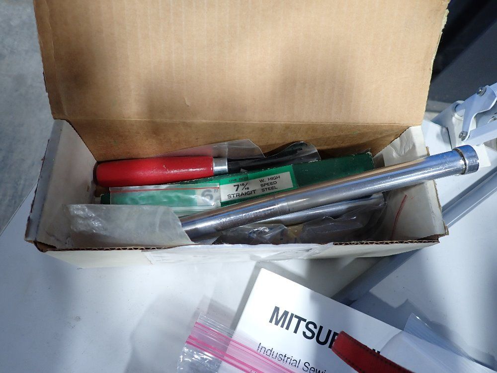 Mitsubishi Sewing Machine - Plk-eo504