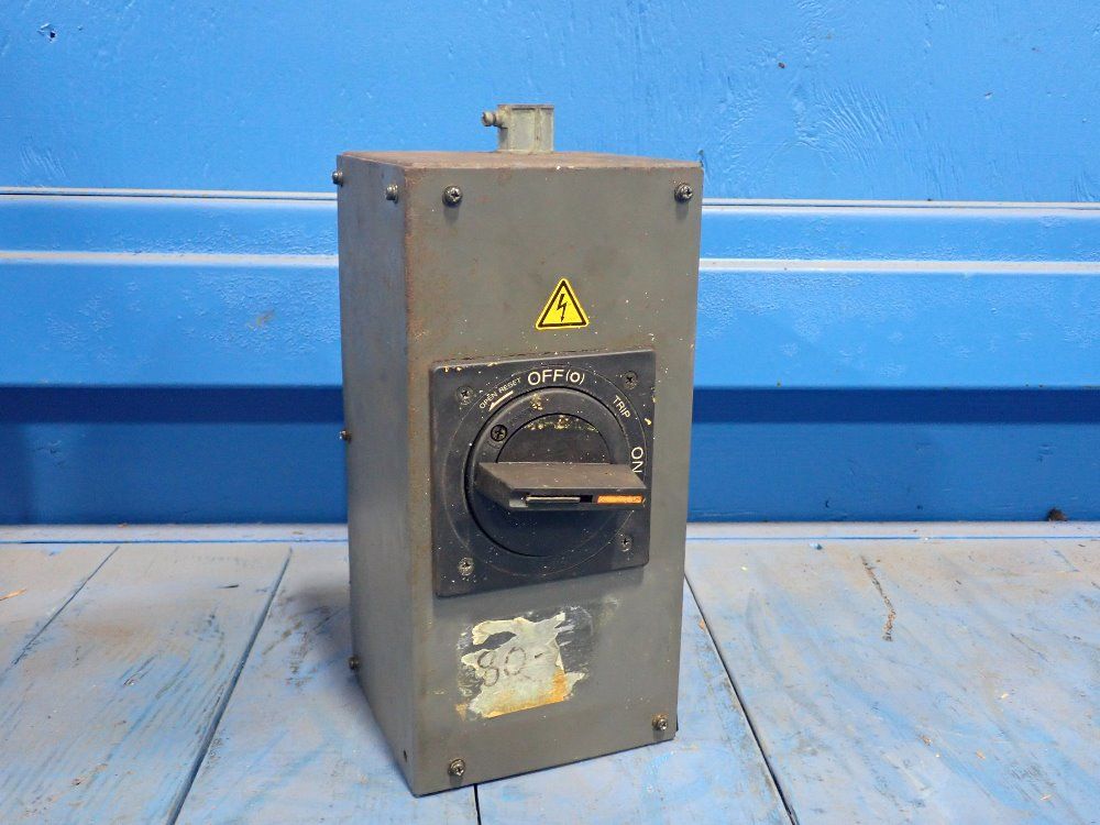 Fanuc Ltd. Disconnect Switch