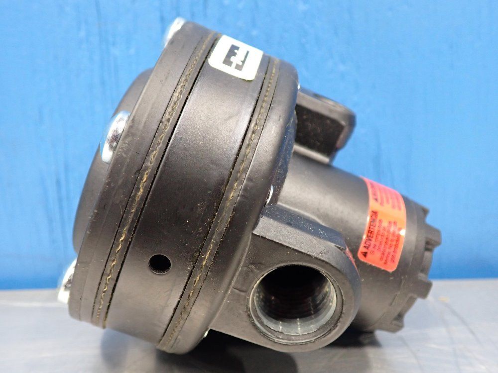 Parker 300psi Max Pilot Operated Air Regulator - R119-04j