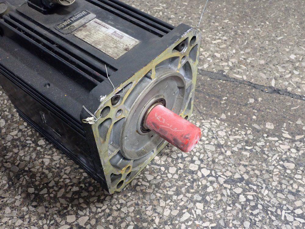 Indramat Permanent Magnet Motor - Mac 112a-0-l0-4-c/130-a-0/w1520/ss05