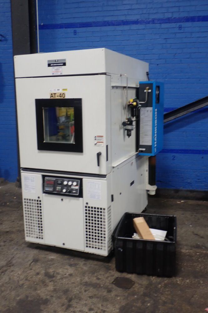 Blue M Electric 22" X 18" X 18"/73c-190c Environmental Chamber - Etc-04dh-f