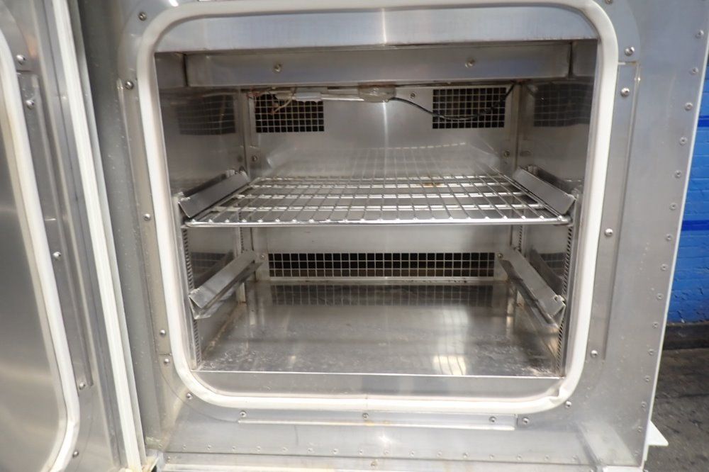 Blue M Electric 22" X 18" X 18"/73c-190c Environmental Chamber - Etc-04dh-f