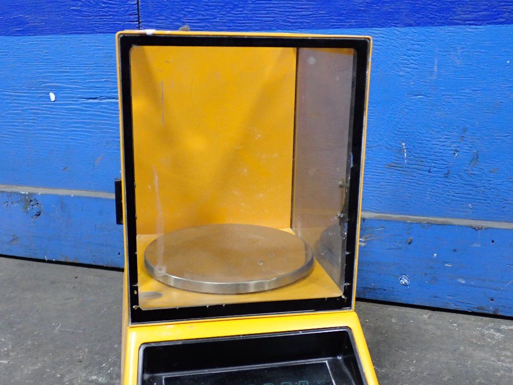 Sartorius 22000 G Lab Scale - 1205cmp