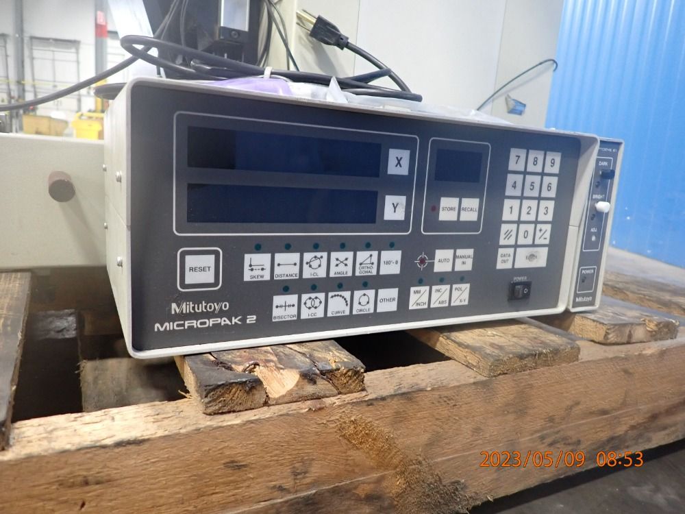 Mitutoyo Optical Comparator