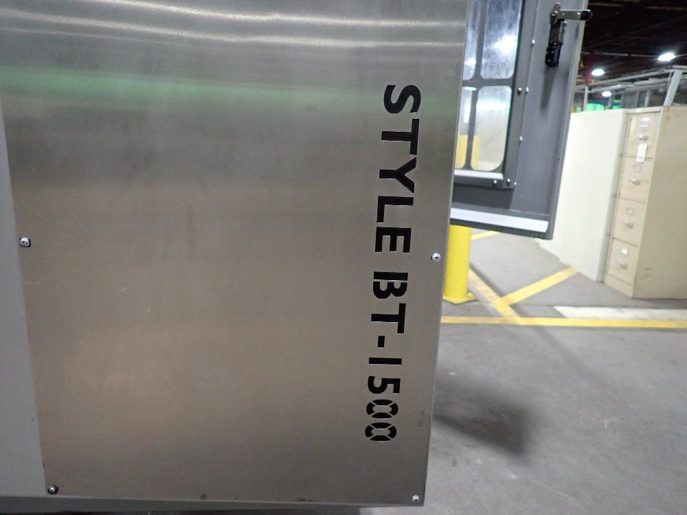 Style High Tech Cnc Milling Machine W/ Tooling - Bt-1500e