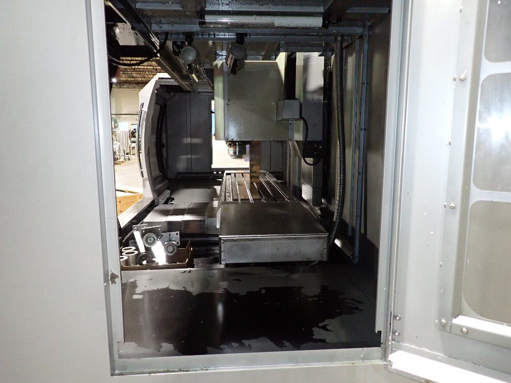 Style High Tech Cnc Milling Machine W/ Tooling - Bt-1500e