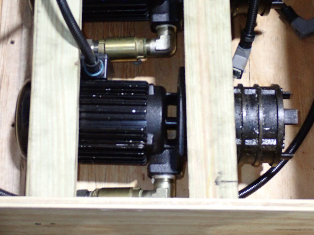 Style High Tech Cnc Milling Machine W/ Tooling - Bt-1500e