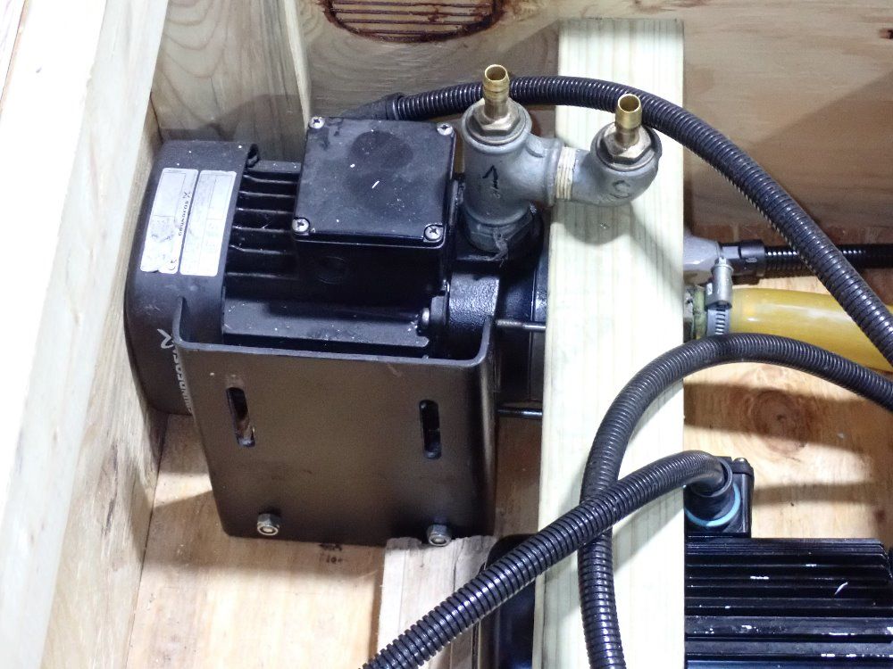 Style High Tech Cnc Milling Machine W/ Tooling - Bt-1500e