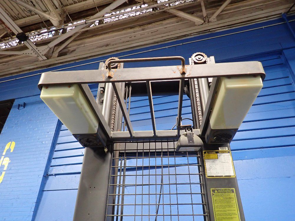 Caterpillar 3000 Lbs Electric Order Picker - Nor30p