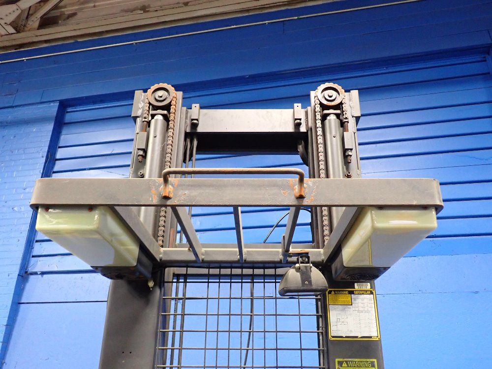 Caterpillar 3000 Lbs Electric Order Picker - Nor30p