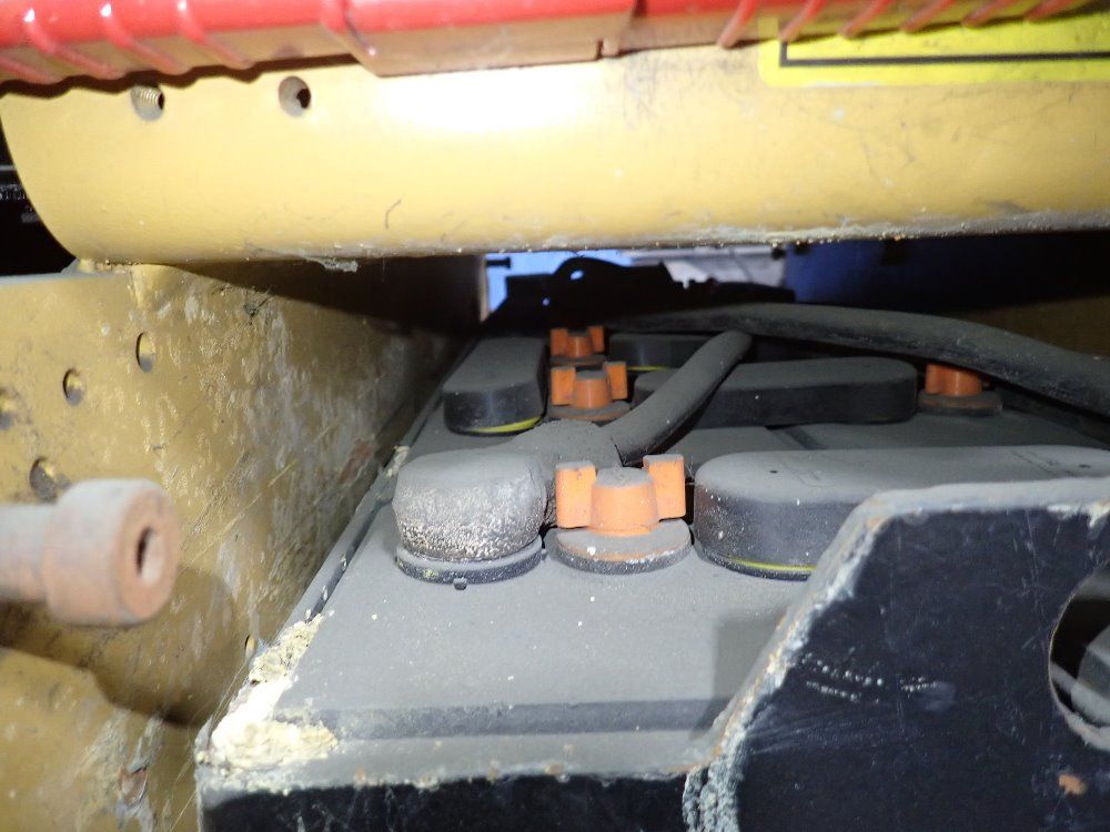 Caterpillar 3000 Lbs Electric Order Picker - Nor30p