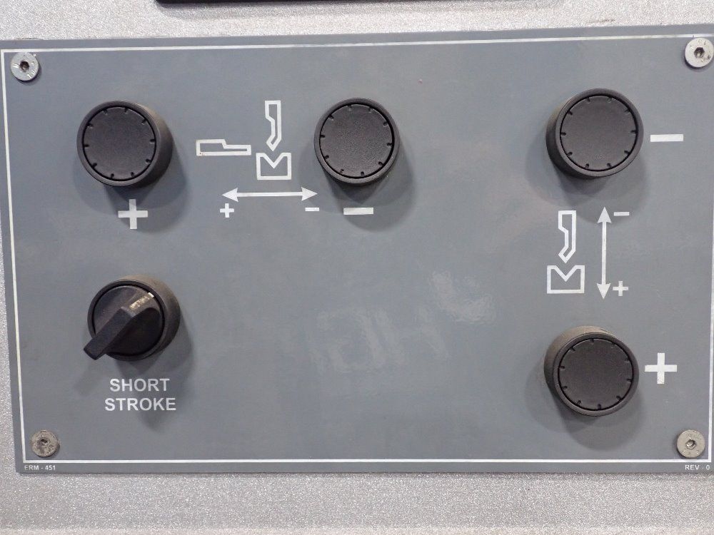 Knuth Machine Tools Usa Inc. 88 Tons Hydraulic Press Brake - Ap-8-88 2004 (ahk 2680)