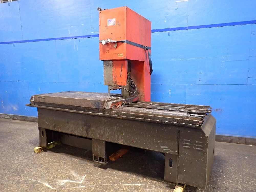 Amada 21 1/2" Vertical Band Saw - Vm-1200