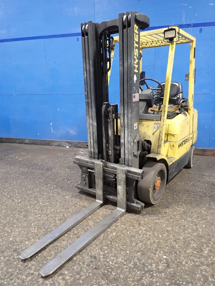 Hyster 4700 Lbs Propane Forklift - S50xm