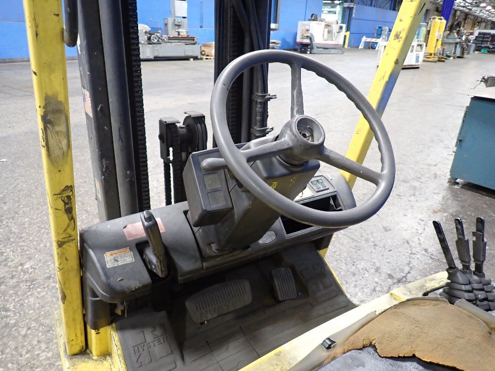 Hyster 4700 Lbs Propane Forklift - S50xm