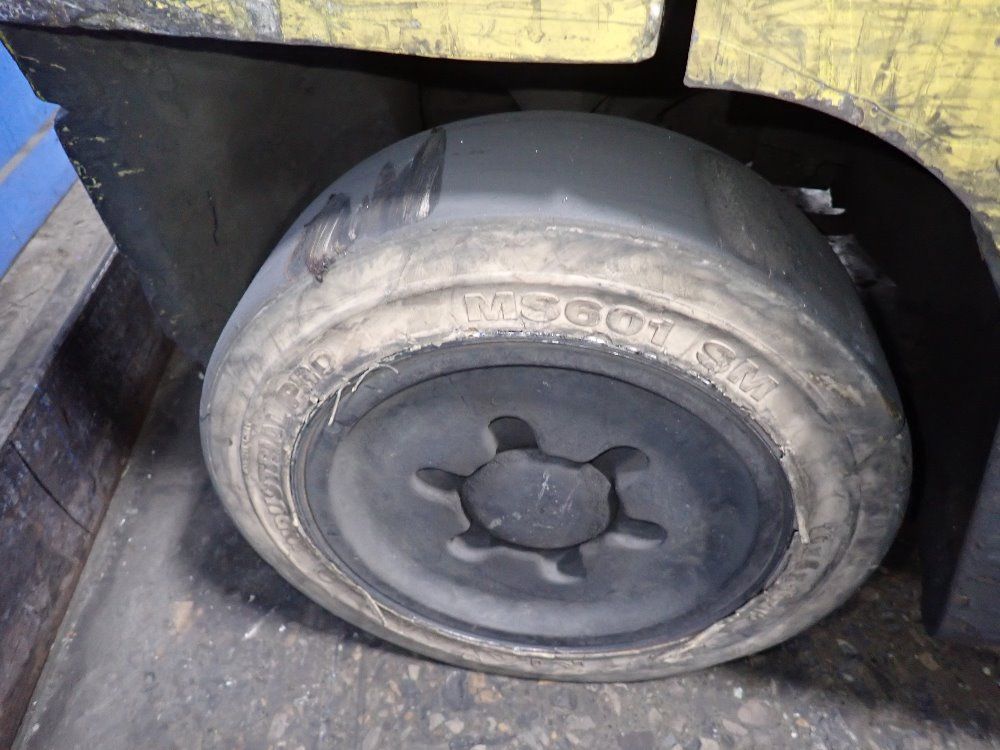 Hyster 4700 Lbs Propane Forklift - S50xm