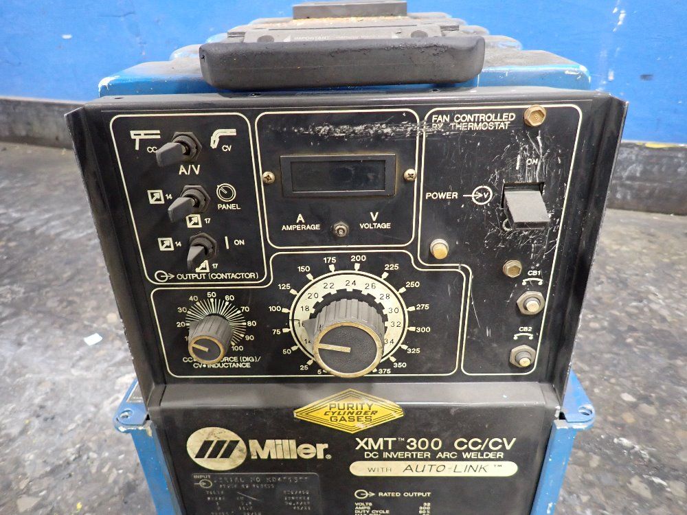 Miller 300 Amps Welder - Xmt 300 Cc/cv