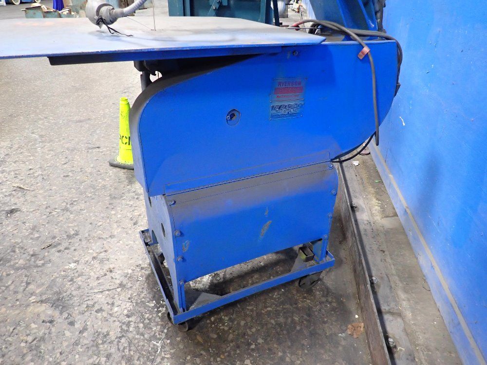Lockmaster 18" Vertical Band Saw - 24-s