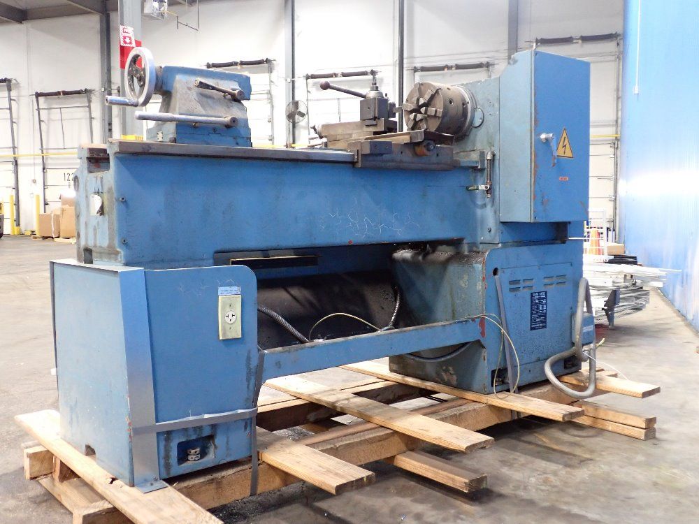 Victor 14"x32" Lathe - 164og