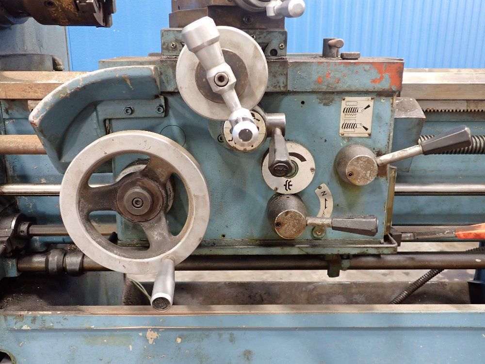 Victor 14"x32" Lathe - 164og