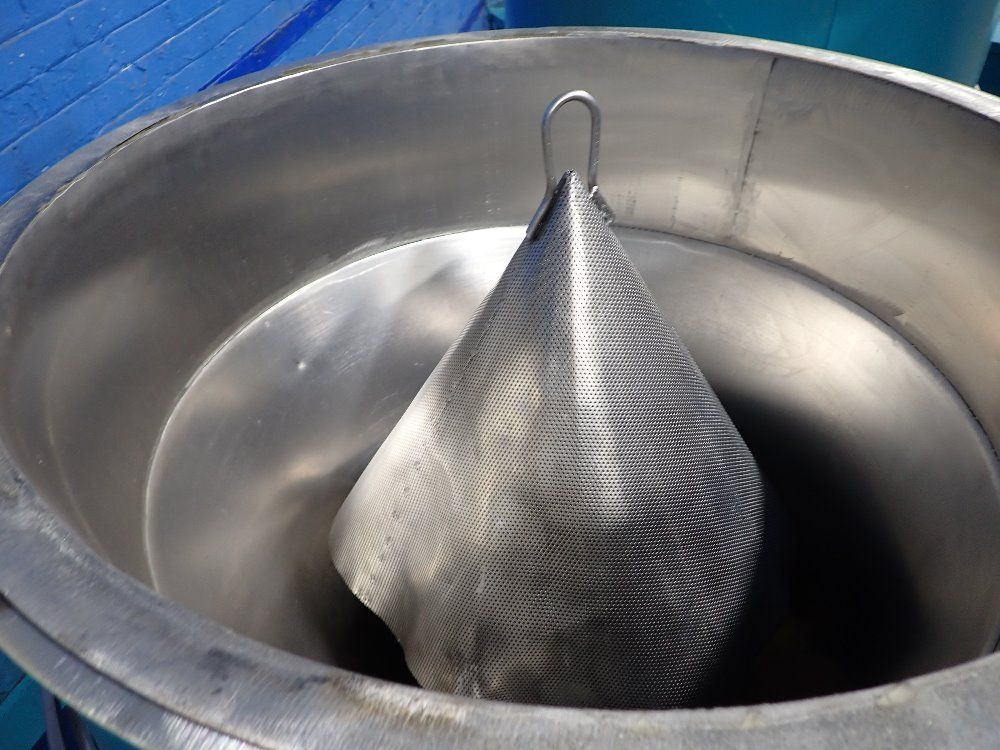 Unadyn Dehumidifying Hopper Dryer