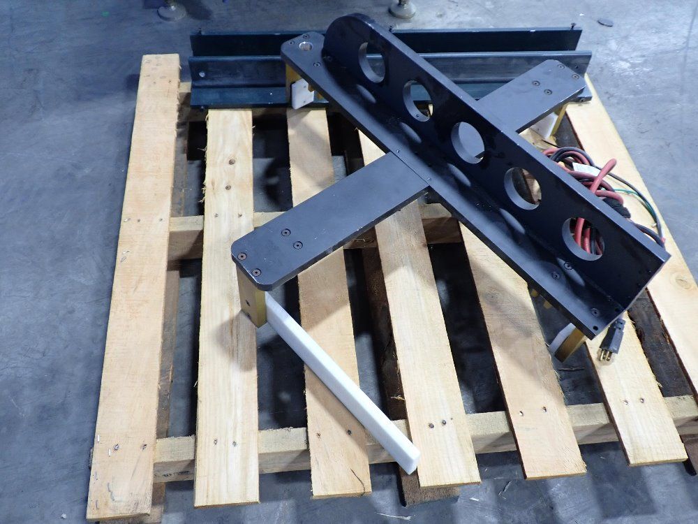 Computerized Cutters Accu-bend - Bender - 26 Rev A