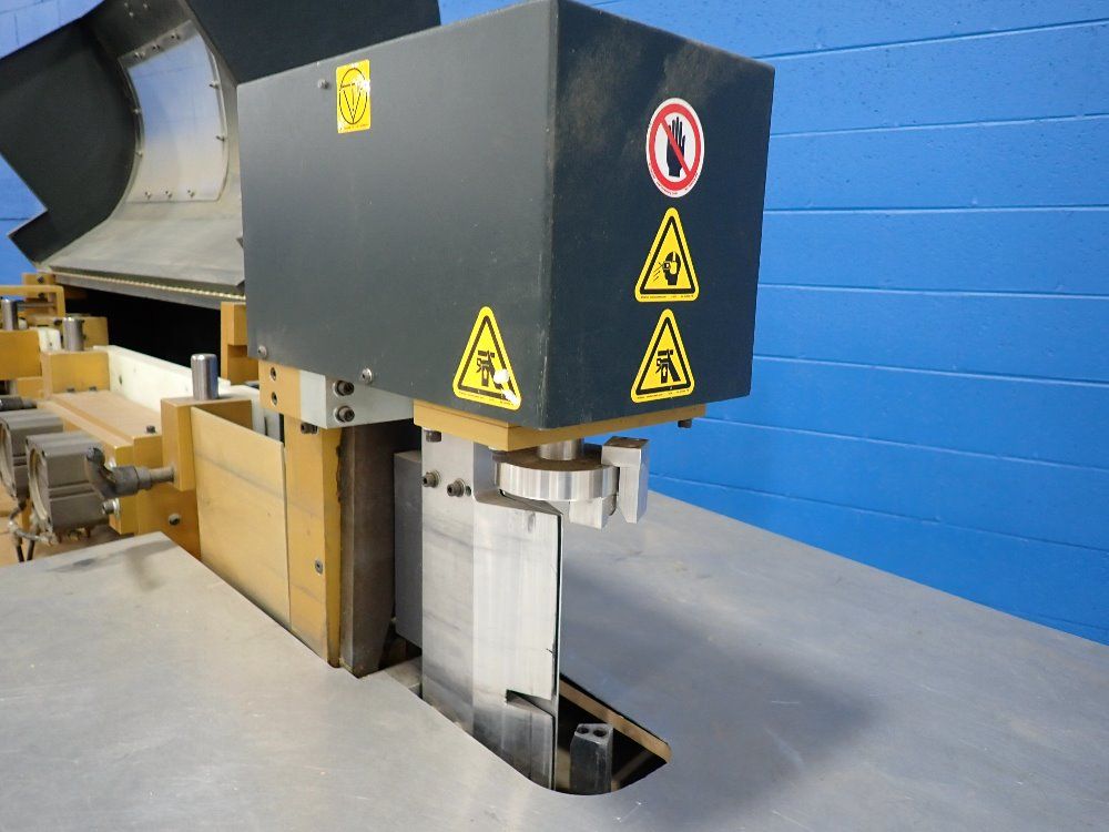 Computerized Cutters Accu-bend - Bender - 26 Rev A