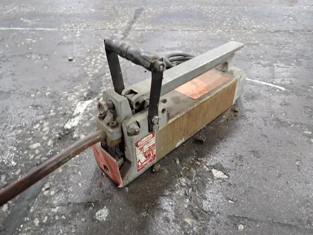 Dayton Spot Welder - 4z42