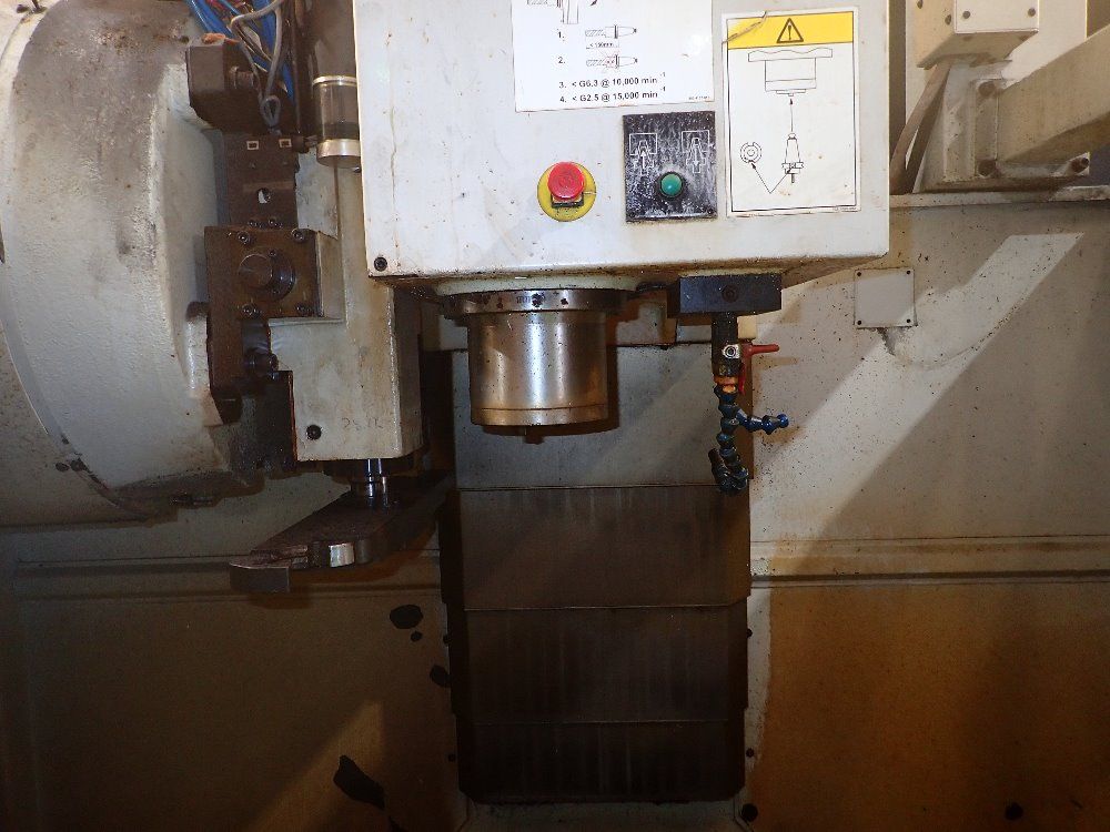 Hurco 10000 Cnc Vertical Machining Center - Vm1