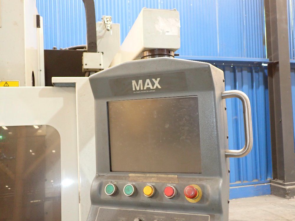 Hurco 10000 Cnc Vertical Machining Center - Vm1