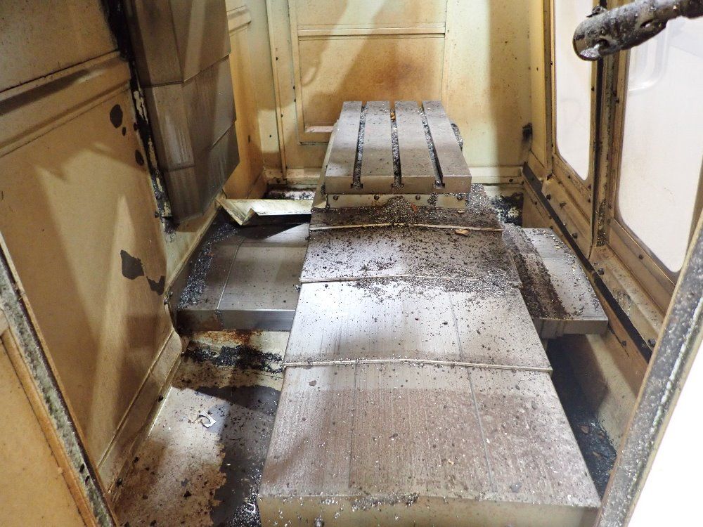 Hurco 10000 Cnc Vertical Machining Center - Vm1