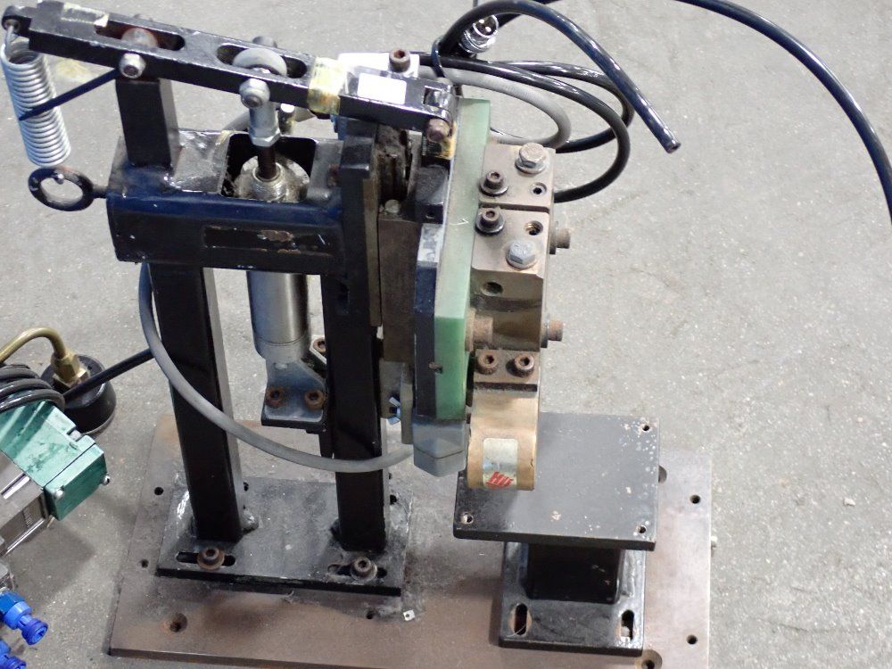Unitek Spot Welder - 1-164-02