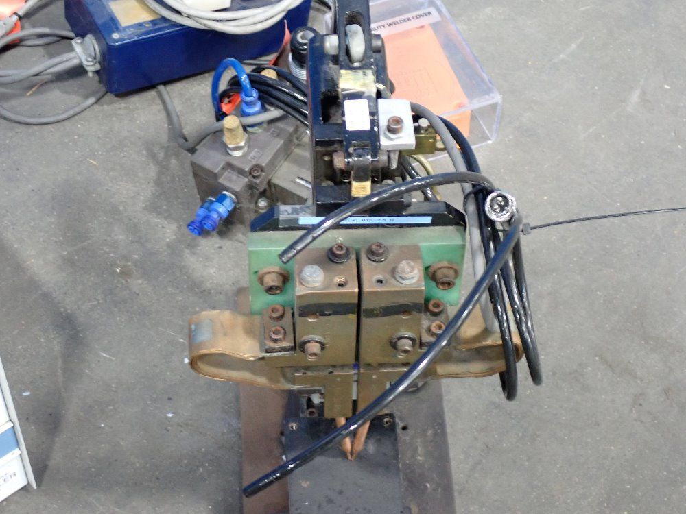 Unitek Spot Welder - 1-164-02